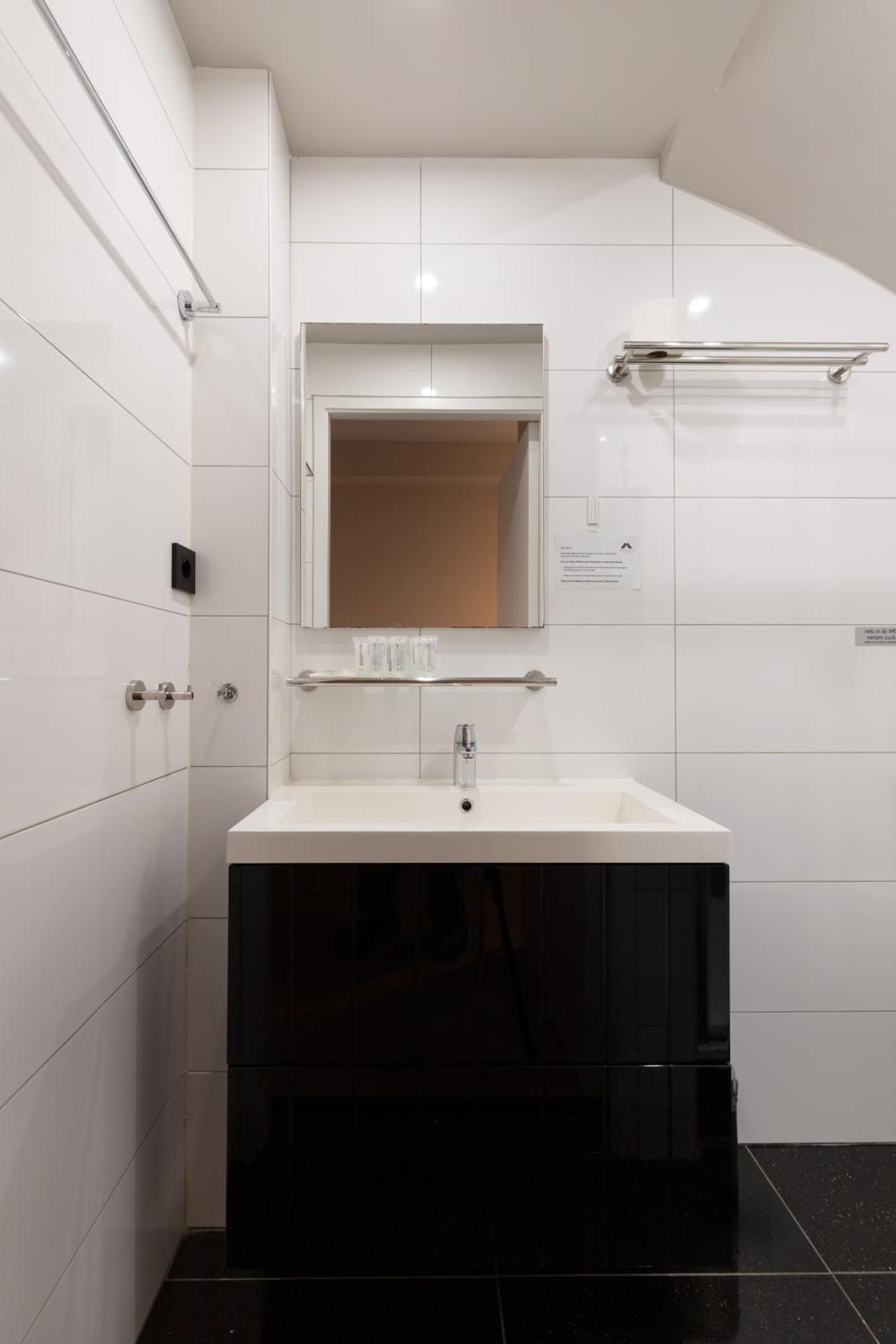 Midtown Hotel Twin Studio Amsterdam Buitenkant foto